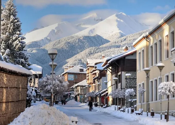 View Emerald Apartment