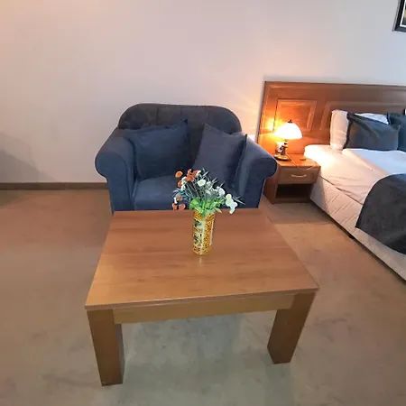 View Emerald Апартамент *