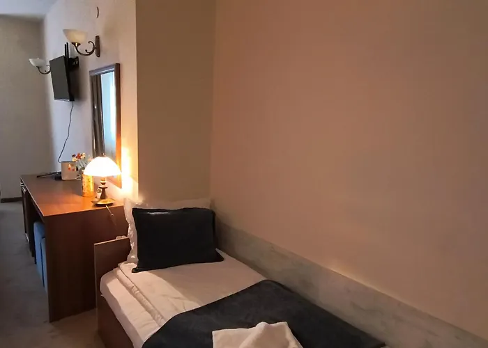 View Emerald Apartment