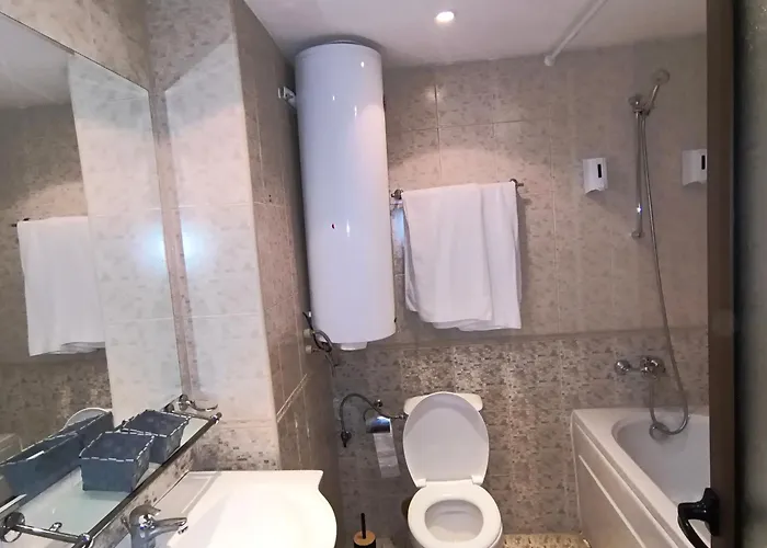 View Emerald Apartment