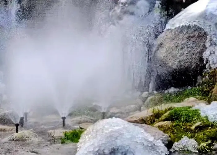 View Emerald Apartment *